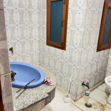 Bathroom in 1 RK Builder Floor at RWA Apartments Sector 26, Arun Vihar – for Rent