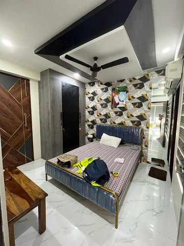 Furnished Amenities in 4 BHK Apartment at Tulip Violet, Sector 69 – for Sale