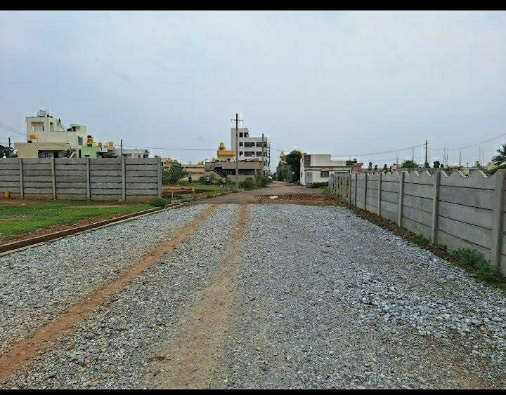 Plot For Sale in Apoorva Says 