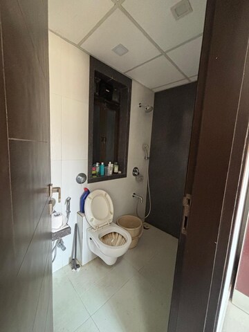 Bathroom in 1 BHK Apartment at Lalani Grandeur, Goregaon East – for Rent