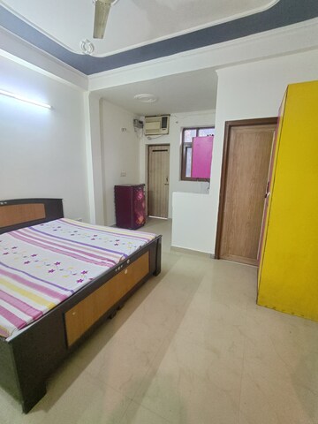 Bedroom in 1 RK Independent House at Unitech Arcadia, South City 2 – for Rent