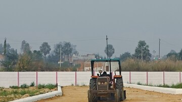  Plot – Exterior View View at Kanpur Road - for Sale