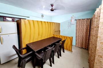 Living Room in 2 BHK Independent House at Gomti Nagar – for Rent