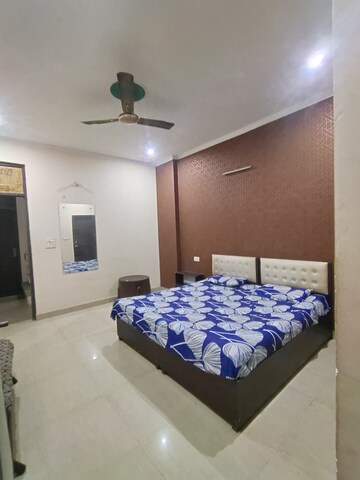 Bedroom in 1 RK Independent House at Unitech Arcadia, South City 2 – for Rent