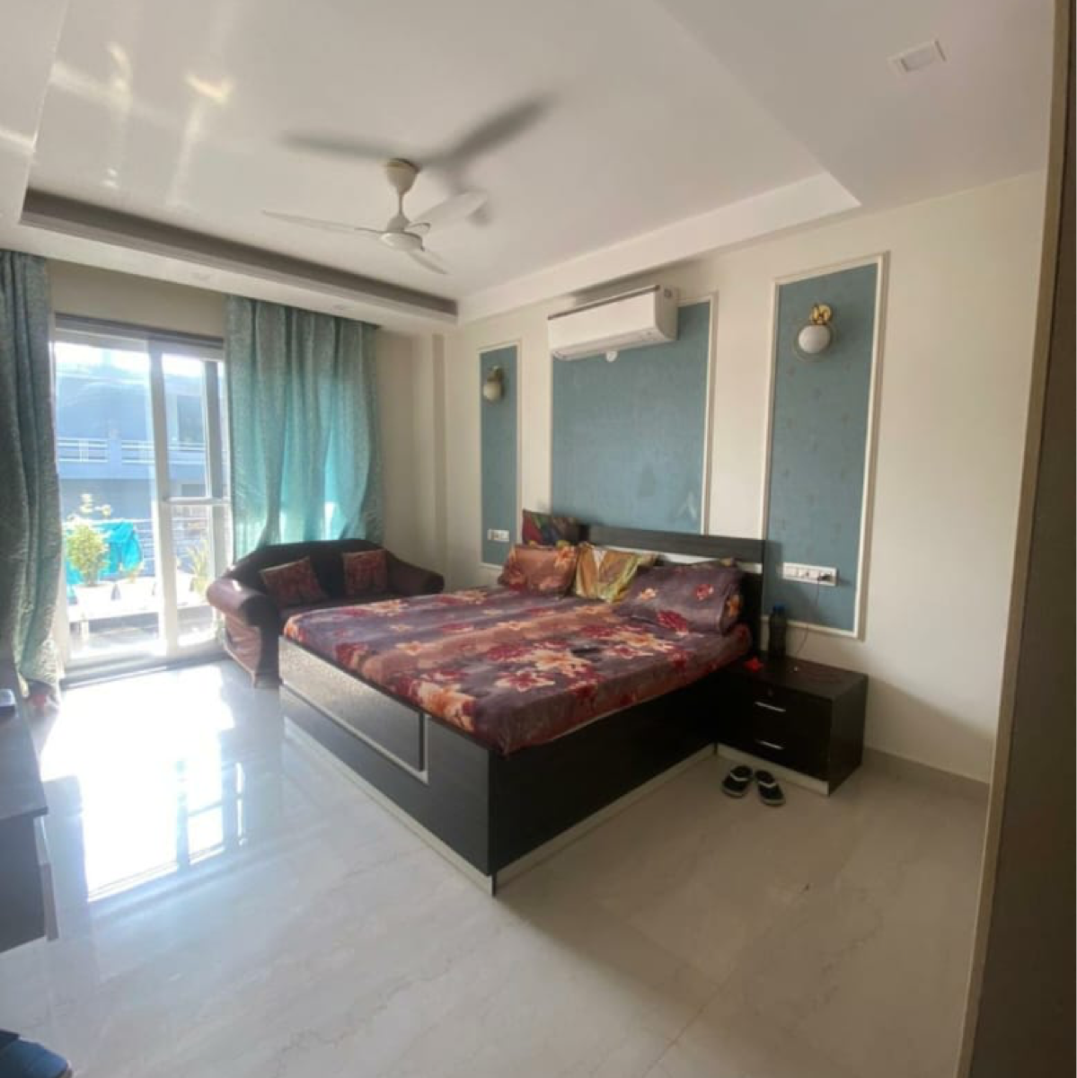 4 BHK + Servant Room 2700 Sq.Ft. Builder Floor in Ardee City