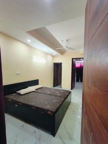 Bedroom in 1 BHK Builder Floor at Ansal Sushant Lok I, Sector 43 – for Rent