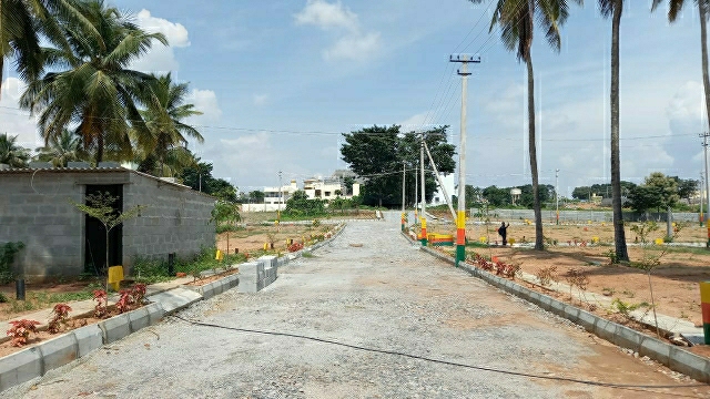 Plot For Sale in Apoorva Says d 