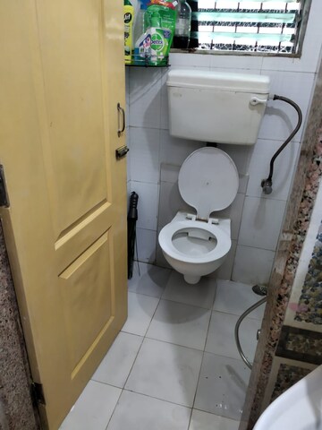 Bathroom in 1 BHK Apartment at Pearl Planet, Kharghar – for Sale