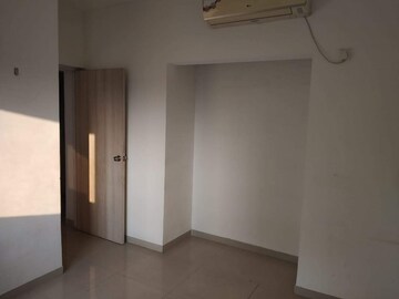 Room in 1 BHK Apartment at Lodha Casa Rio, Dombivli East – for Sale