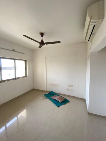 Room in 1 BHK Apartment at Lodha Casa Rio Gold, Dombivli East – for Rent