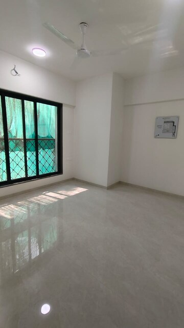 Room in 1 BHK Apartment at Modirealty Ashvattha, Dahisar East – for Sale