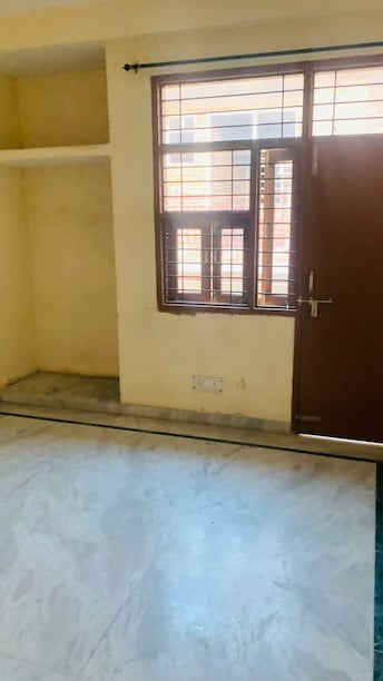 1.5 BHK Builder Floor For Rent in Khanpur Delhi  8161214