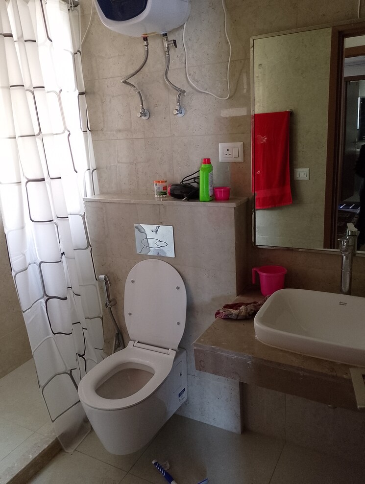 Bathroom, bptp-terra 3 Bedroom 1815 Sq.Ft. Apartment In Sector 37d Gurgaon 8161324