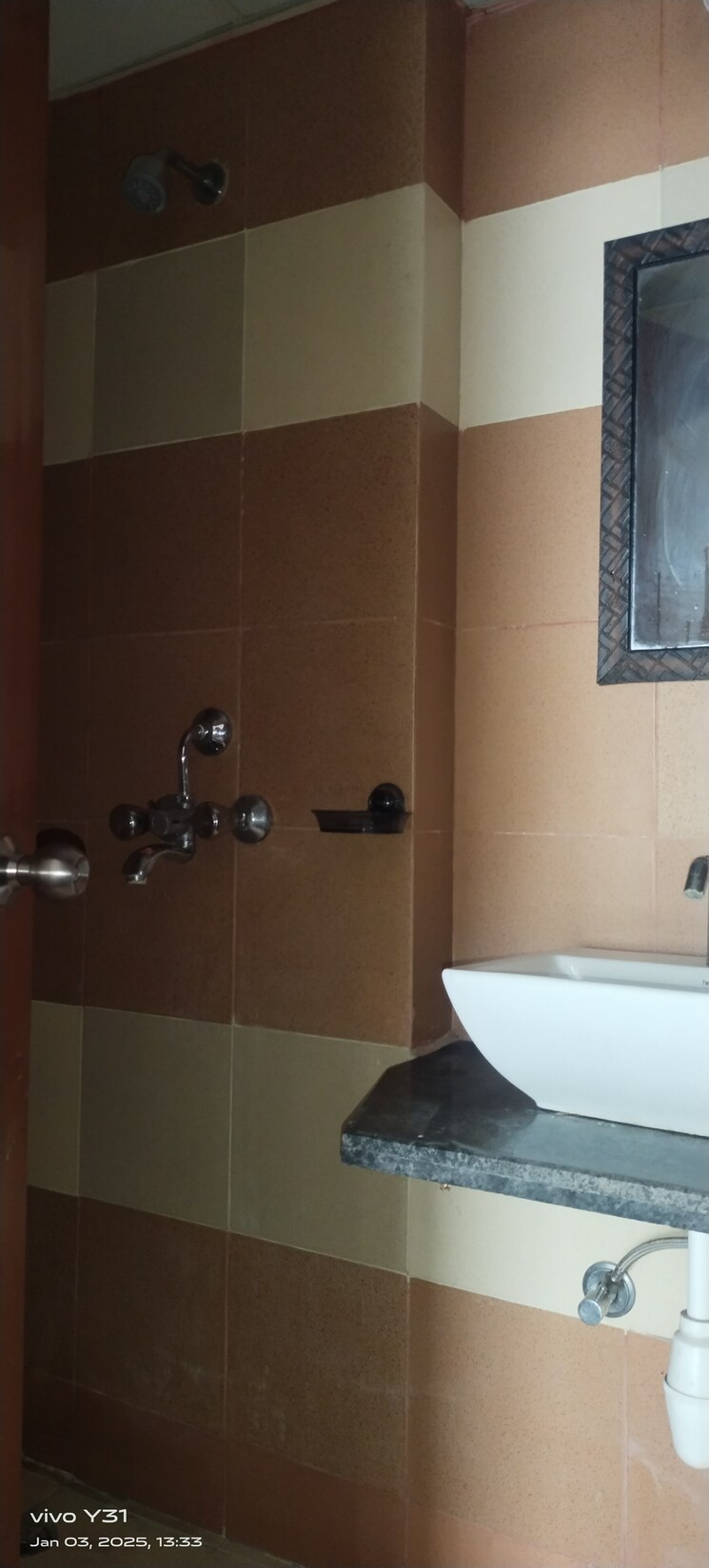 Bathroom, sector 16c greater noida 3 Bedroom 1545 Sq.Ft. Apartment In Sector 16c Greater Noida Greater Noida 8161339