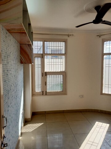 Living Room in 2.5 BHK Apartment at Oasis Green, Patiala Road – for Rent