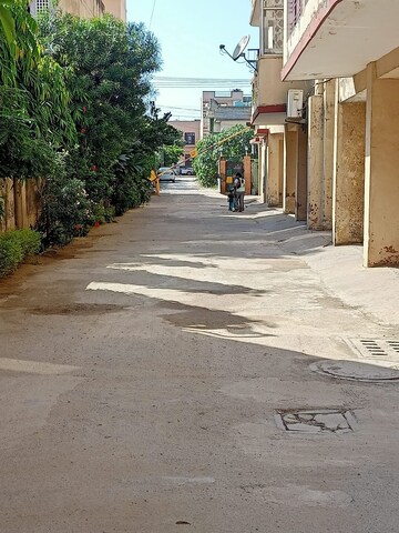 Parking in 2.5 BHK Apartment at Oasis Green, Patiala Road – for Rent