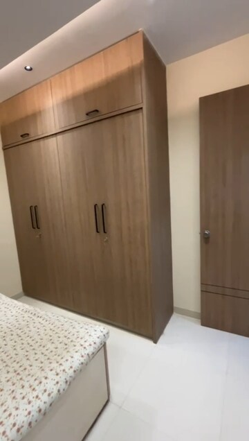 Room in 3 BHK Apartment at Jahangirpura – for Sale
