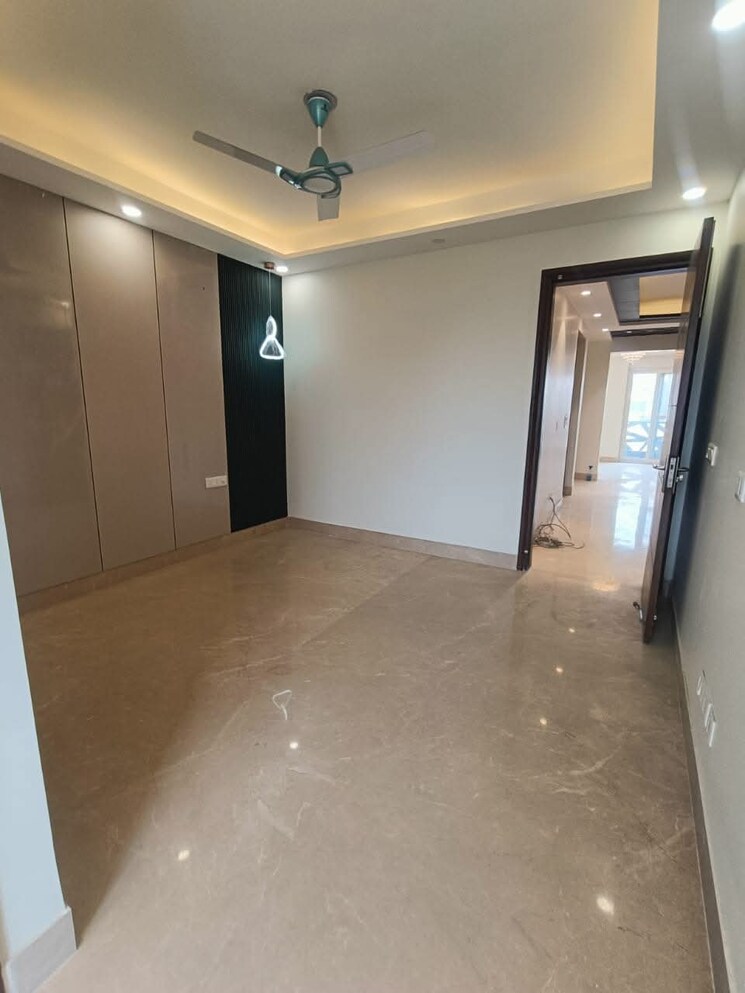 Room, bptp-amstoria 3.5 Bedroom 2367 Sq.Ft. Builder Floor In Sector 102 Gurgaon 8161395