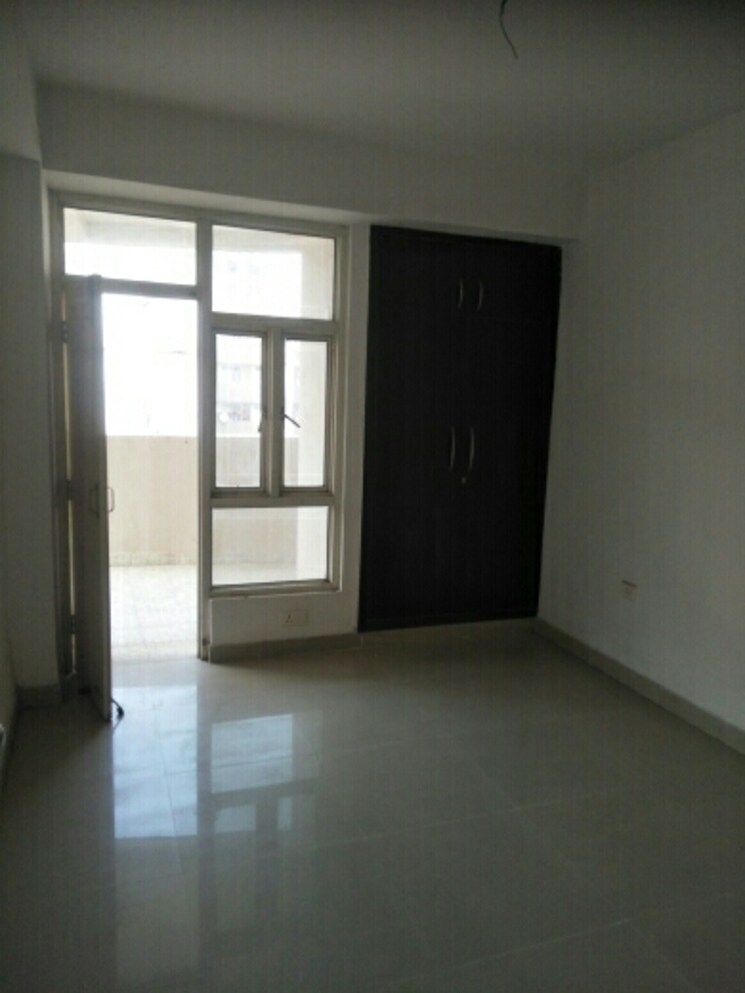 Room, supertech-cape-town 3 Bedroom 1625 Sq.Ft. Apartment In Sector 74 Noida 8161402