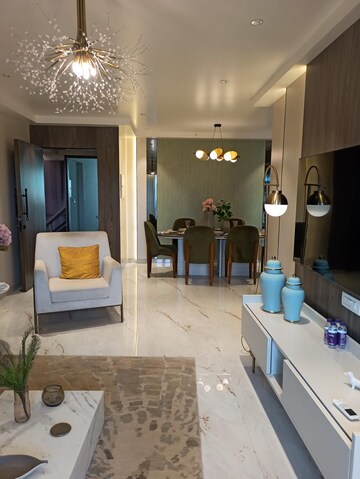 Team Area in 2 BHK Builder Floor at Signature Global City 92, Sector 92 – for Sale