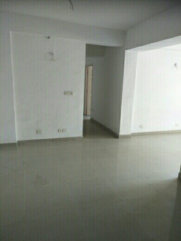 Room in 2.5 BHK Apartment at Aditya Celebrity Homes, Sector 76 – for Sale