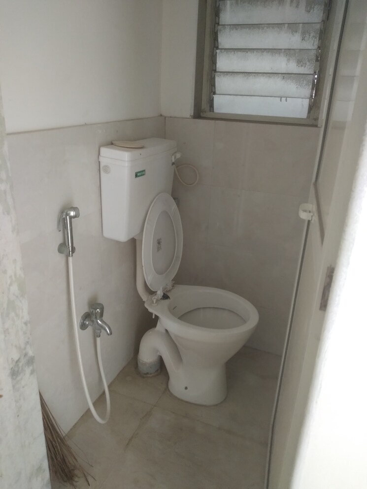 Floor Plan, hiranandani-meadows Commercial Shop 200 Sq.Ft. In Manpada Thane 8161511