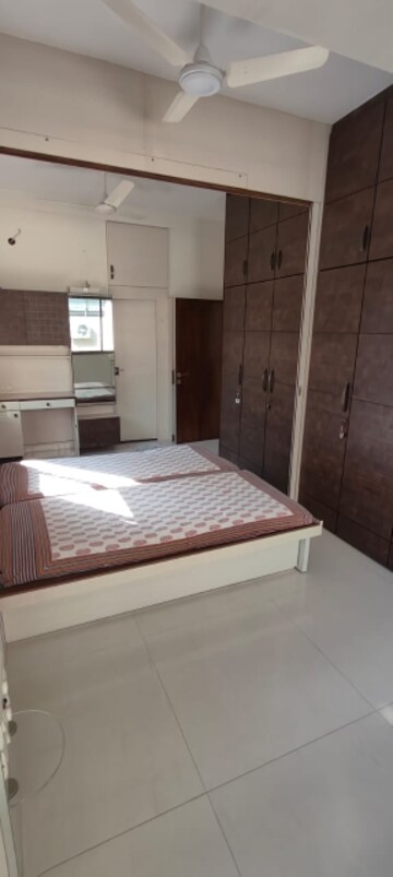 Bedroom in 2.5 BHK Apartment at Vasant Vihar – for Rent