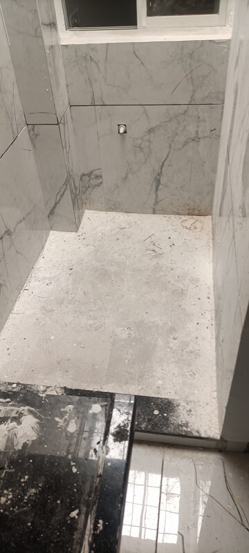 Bathroom in 1 BHK Independent House at Talawali Chanda – for Sale