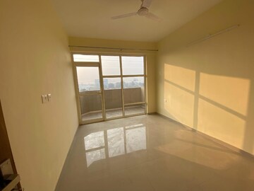 2 BHK Apartment For Rent in Pyramid Heights, Sector 85