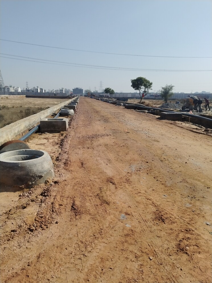 undefined, yashvi-golden-gate-residency  135 Sq.Yd. Plot In Farukh Nagar Sector 3 Gurgaon 8161658