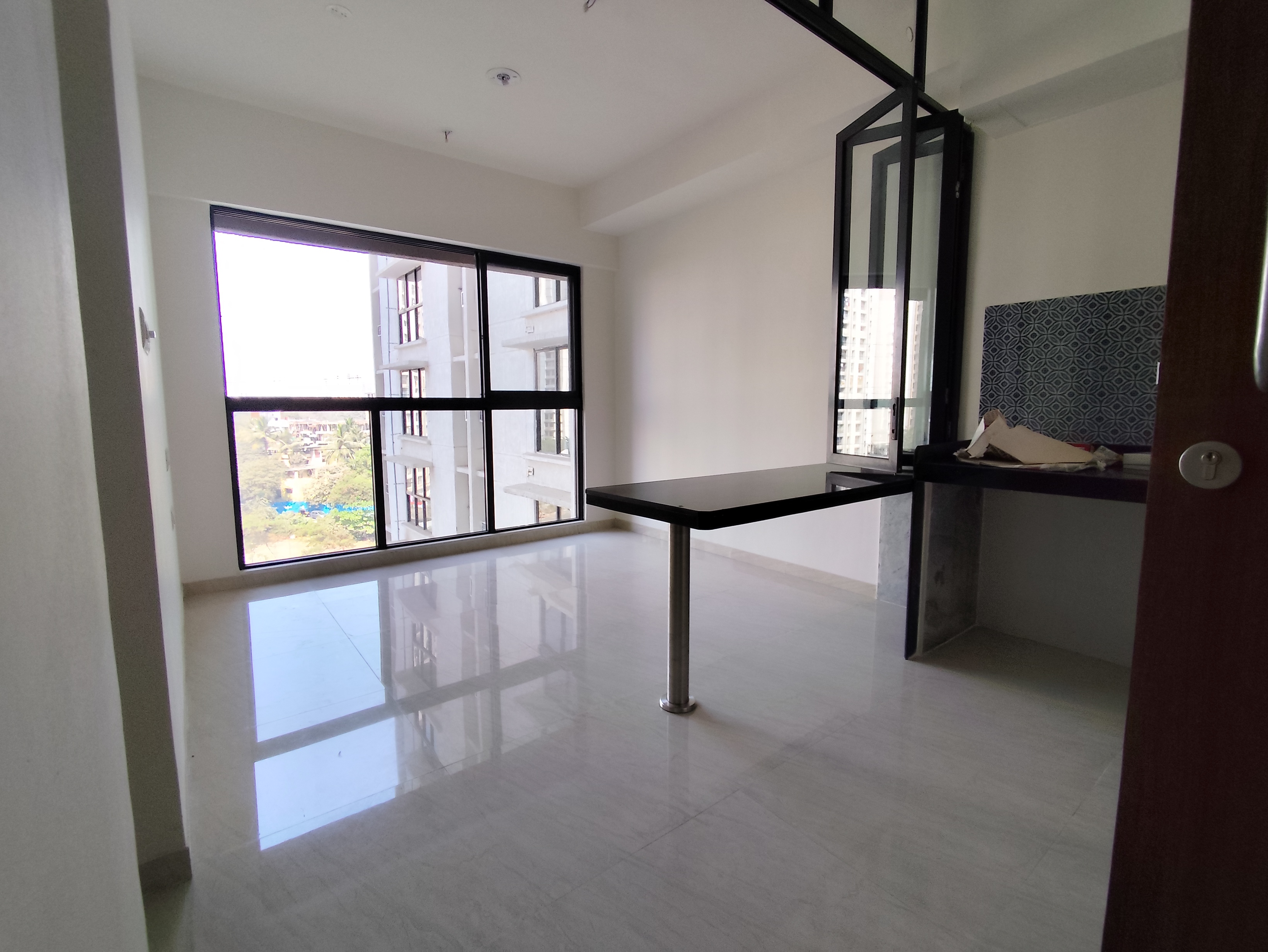 1 BHK Apartment For Sale in Lodha Crown Quality Homes