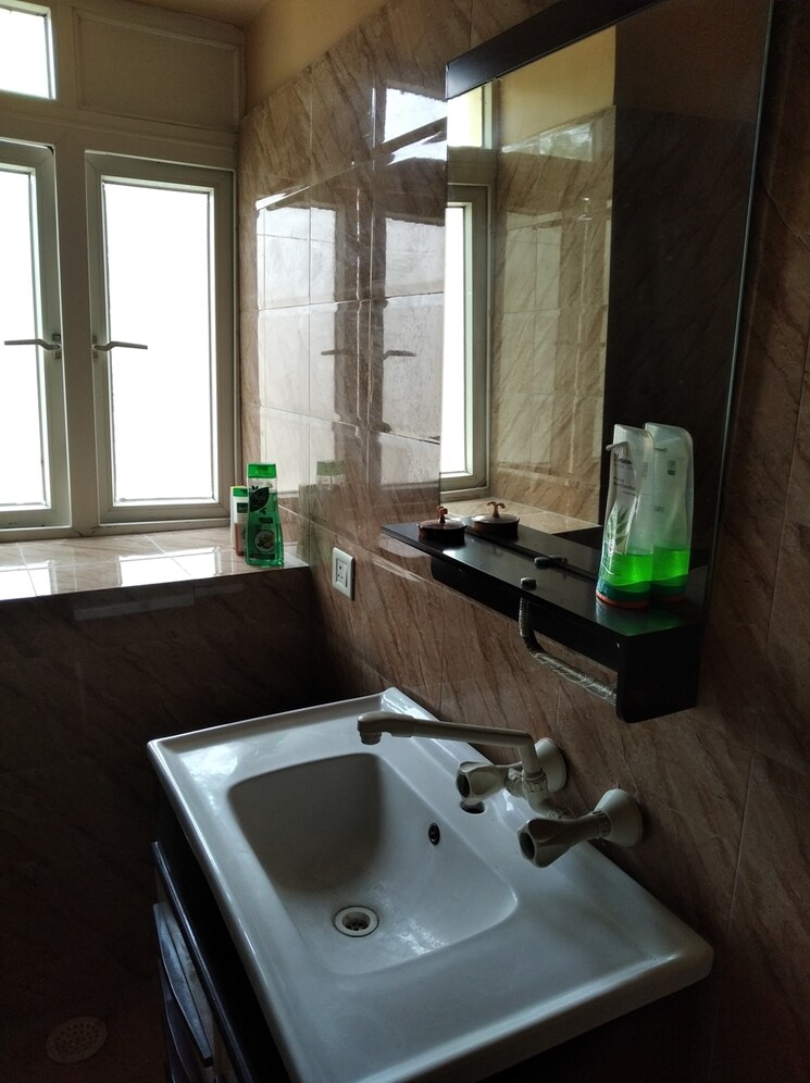 Bathroom, sanjeeva-town-bungalows 3.5 Bedroom 2600 Sq.Ft. Villa In Rajarhat Kolkata 8161581