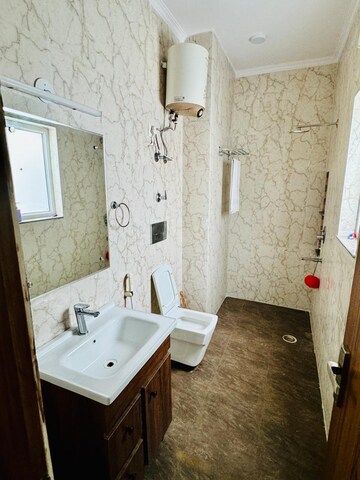 Bathroom in 3 BHK Apartment at ABA Ivy County, Sector 75 – for Rent