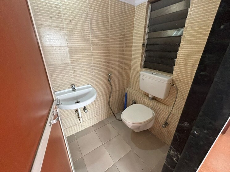 Bathroom, db-orchid-ozone 2 Bedroom 882 Sq.Ft. Apartment In Dahisar East Mumbai 8161823