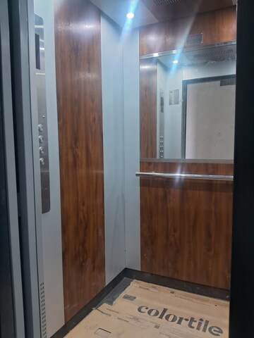 Lift in 3 BHK Apartment at Kk Nagar – for Sale