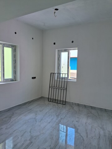 Room in 3 BHK Apartment at Kk Nagar – for Sale