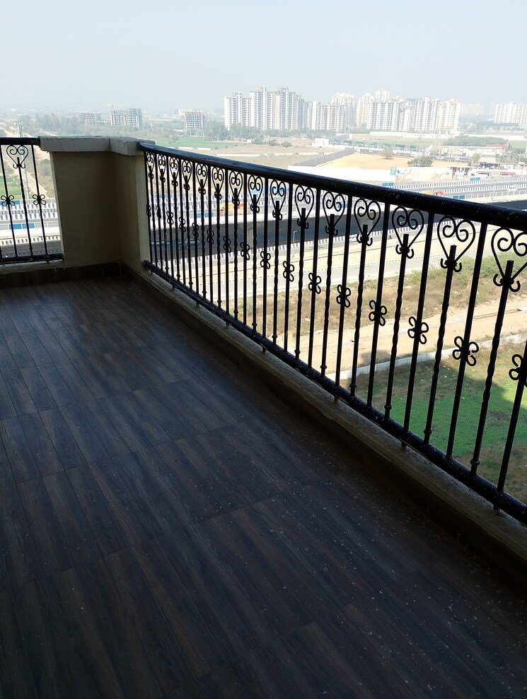Balcony, ats-triumph 3 Bedroom 2290 Sq.Ft. Apartment In Sector 104 Gurgaon 8161872