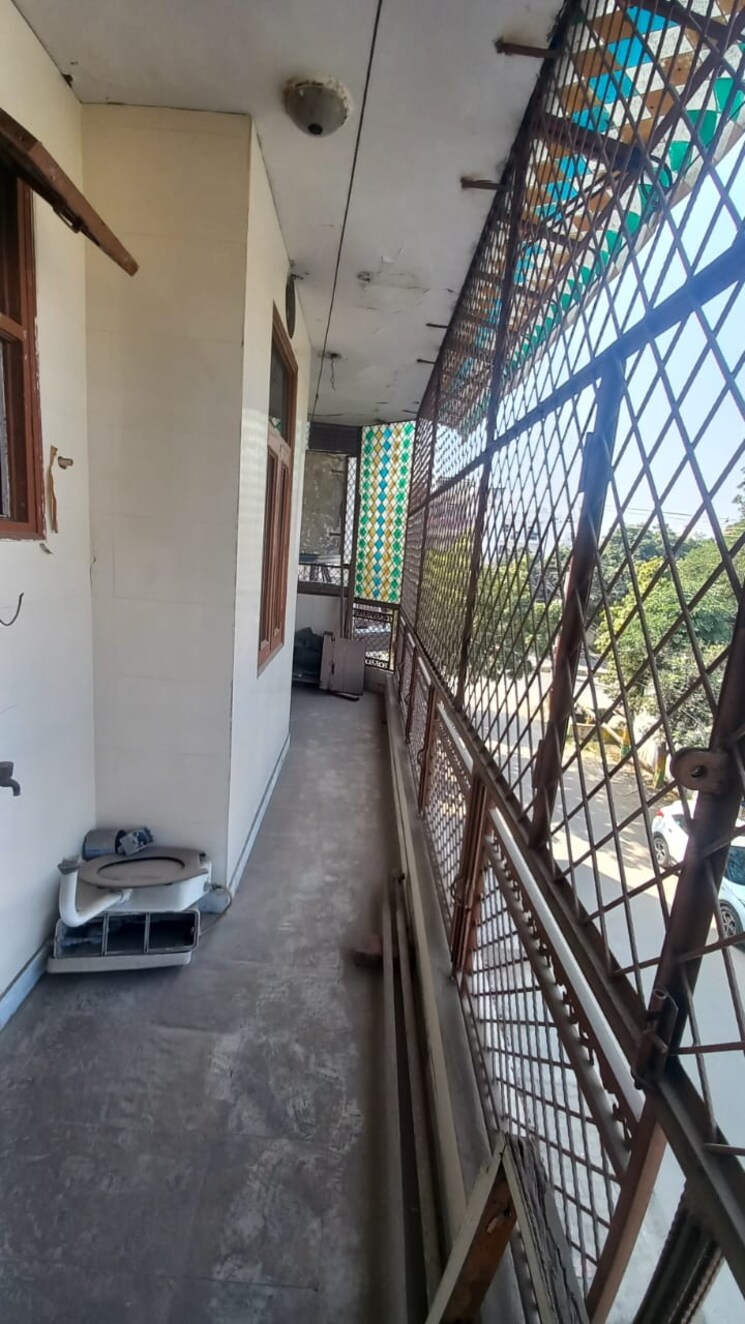 Balcony, rajendra nagar 2 Bedroom 90 Sq.Yd. Builder Floor In Rajendra Nagar Ghaziabad 8161957