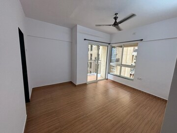 Master Bedroom in 2 BHK Apartment at DB Orchid Ozone, Dahisar East – for Sale