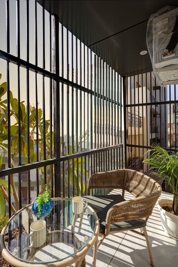 Balcony in 1 BHK Builder Floor at Sector 31 – for Rent