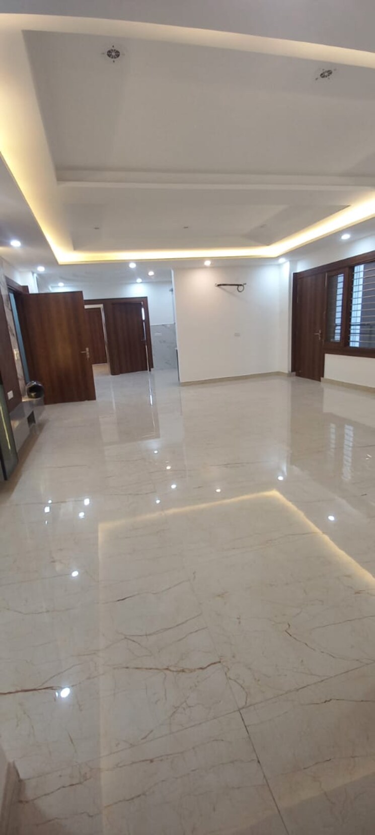 Living Room, rajendra nagar sector 5 5 Bedroom 355 Sq.Yd. Builder Floor In Rajendra Nagar Sector 5 Ghaziabad 8162008