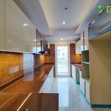 Kitchen in 4 BHK Apartment at DLF The Belvedere Park, Sector 24 – for Rent