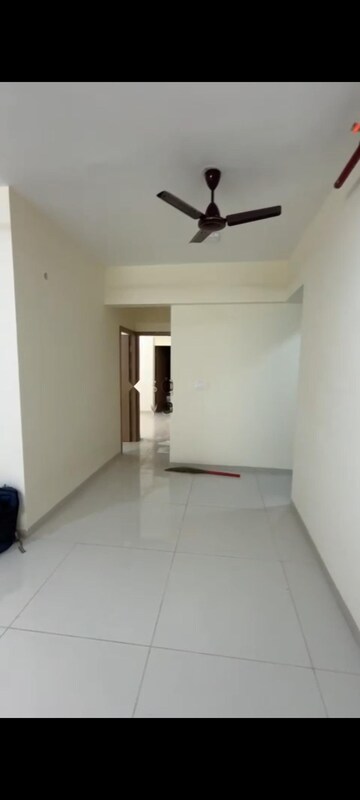 Room in 2 BHK Apartment at Chandak Nishchay, Borivali East – for Rent