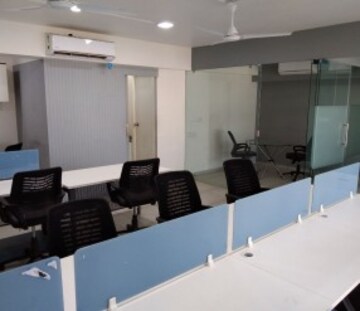 Commercial Office Space 560 Sq.Ft. For Rent in Laxmi Nagar Delhi  8162148