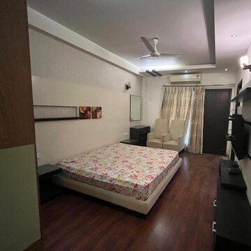 Bedroom in 4 BHK Builder Floor at Huda Staff Colony, Sector 46 – for Rent