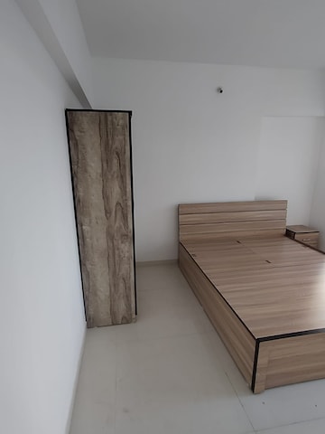 Room in 2 BHK Apartment at Lotus Residency Goregaon West, Goregaon West – for Rent