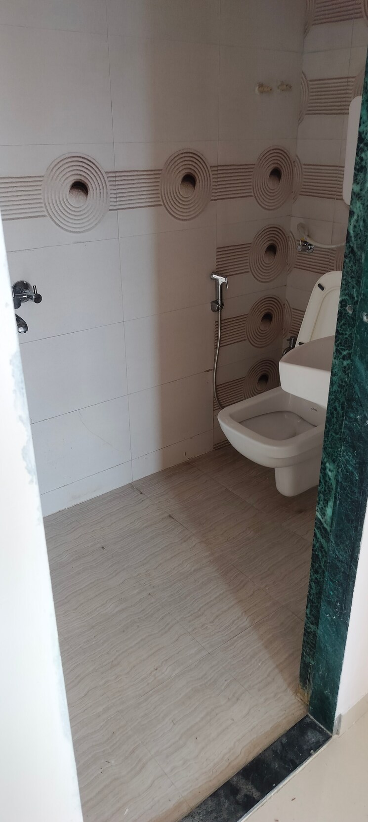 Bathroom, mohid-swiz-heights 1 Bedroom 442 Sq.Ft. Apartment In Andheri West Mumbai 8162195