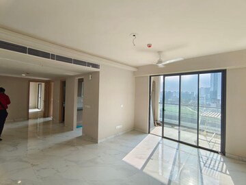 Room in 3 BHK Apartment at M3M Heights, Sector 65 – for Sale