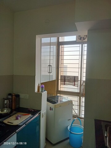 Kitchen in 1.5 BHK Apartment at Hiranandani Lavinia, Ghodbunder Road – for Rent