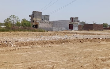 Plot For Sale in Sikri